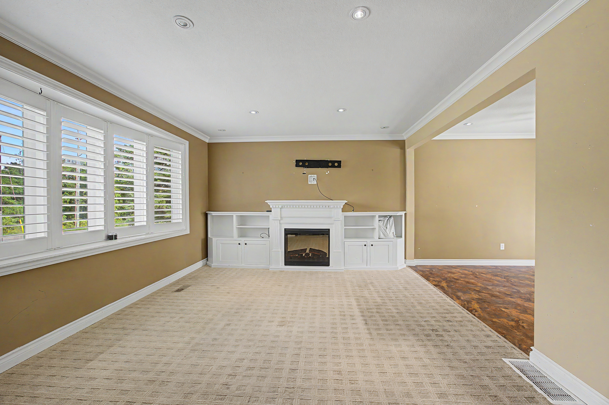 745088 Oxford Road 17 — photo 2
