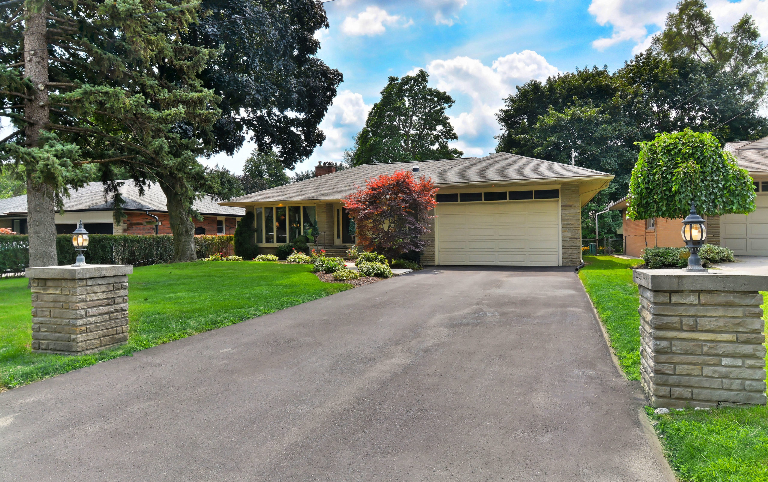 378 The Kingsway