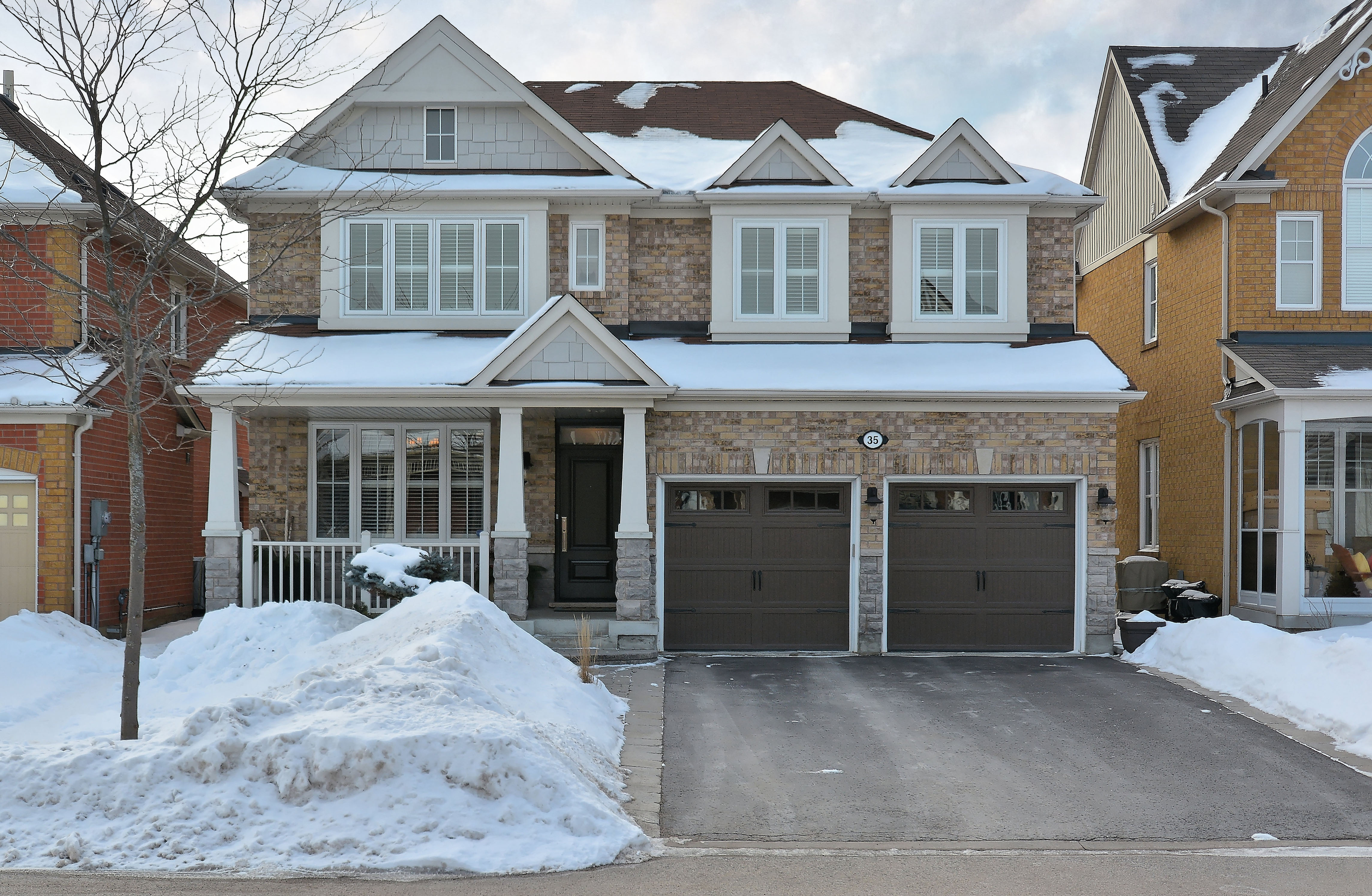 35 Stephensbrook Circle