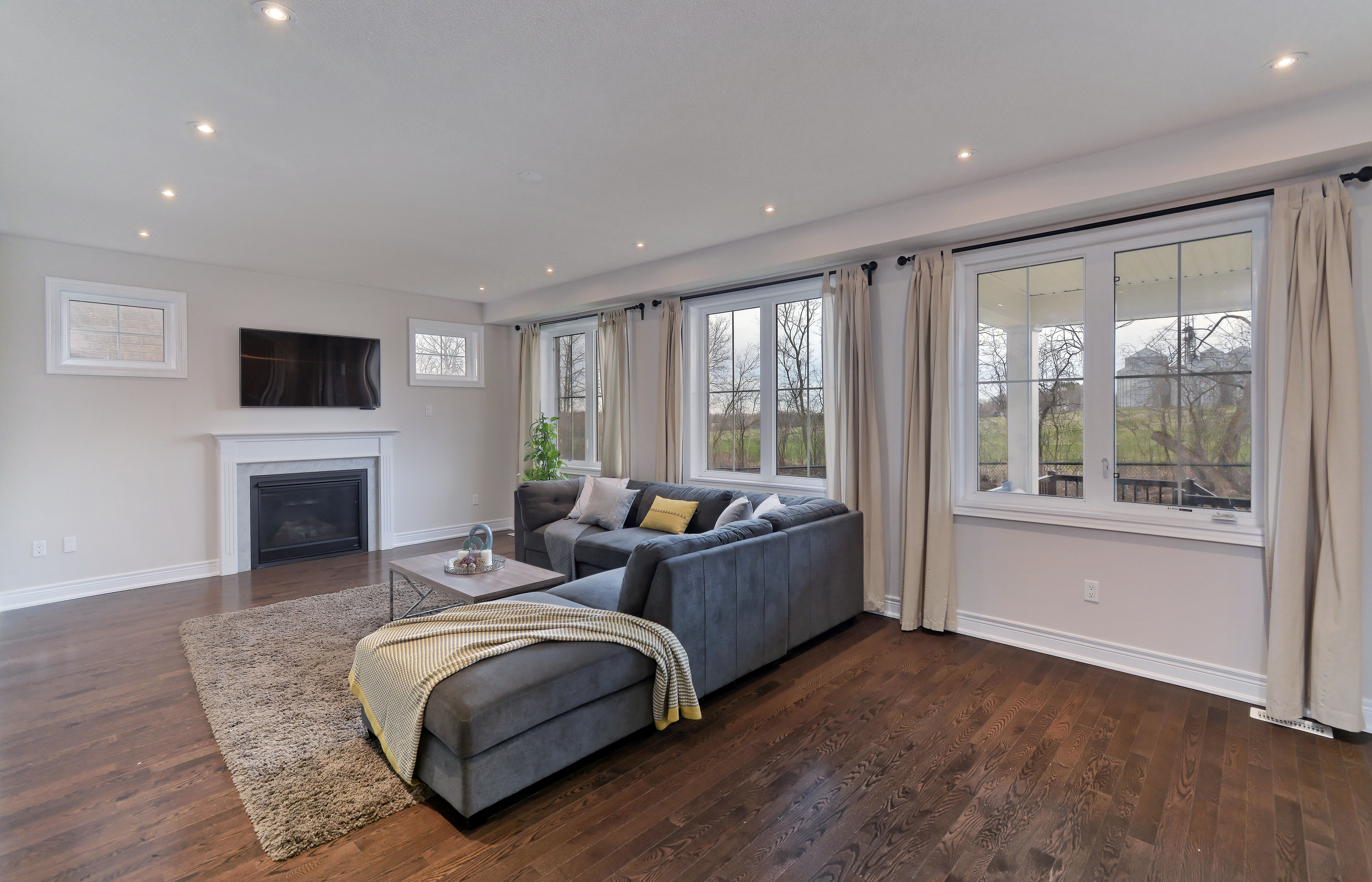 194 Gar Lehman Avenue — photo 3