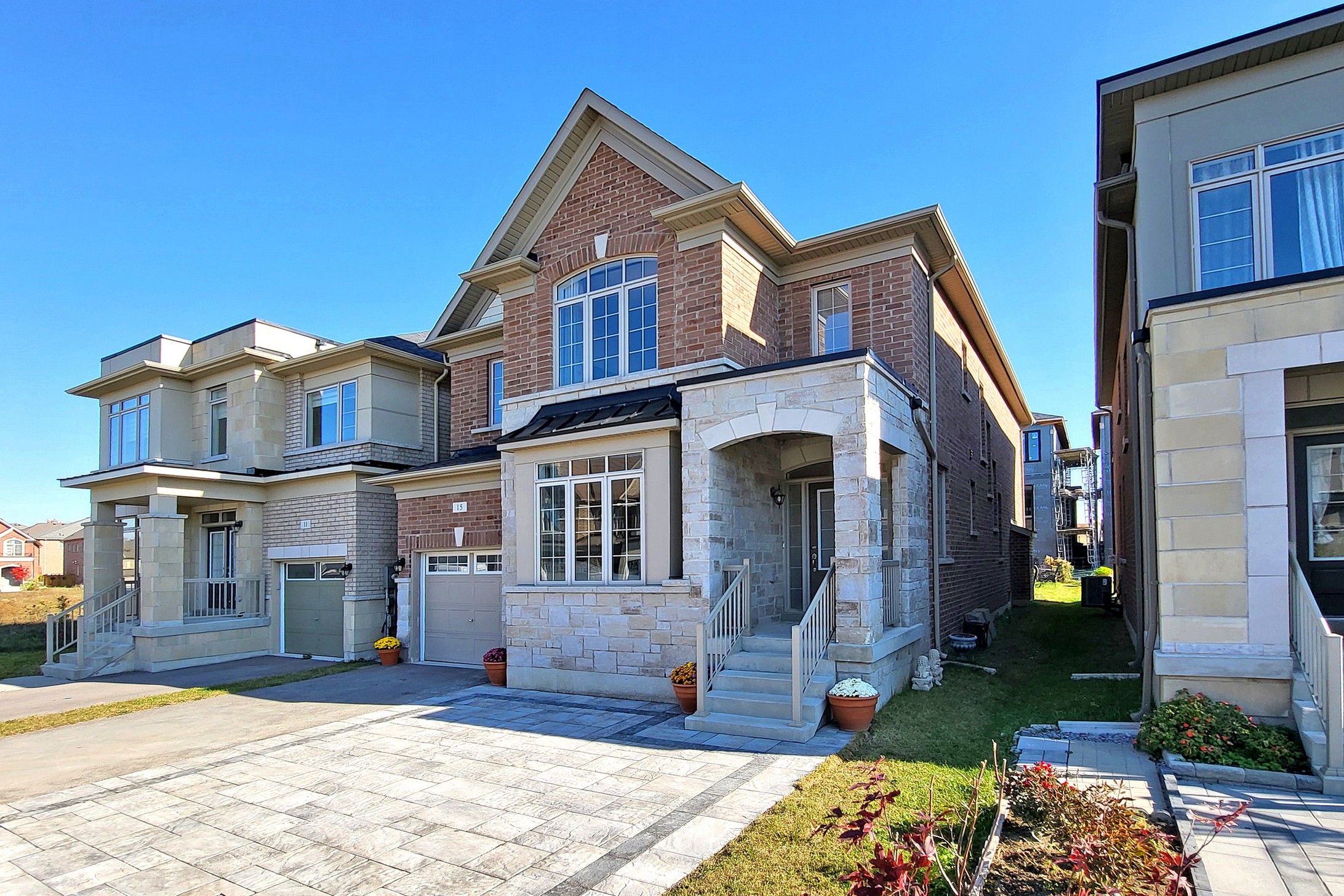 15 Eastgrove Square — photo 2