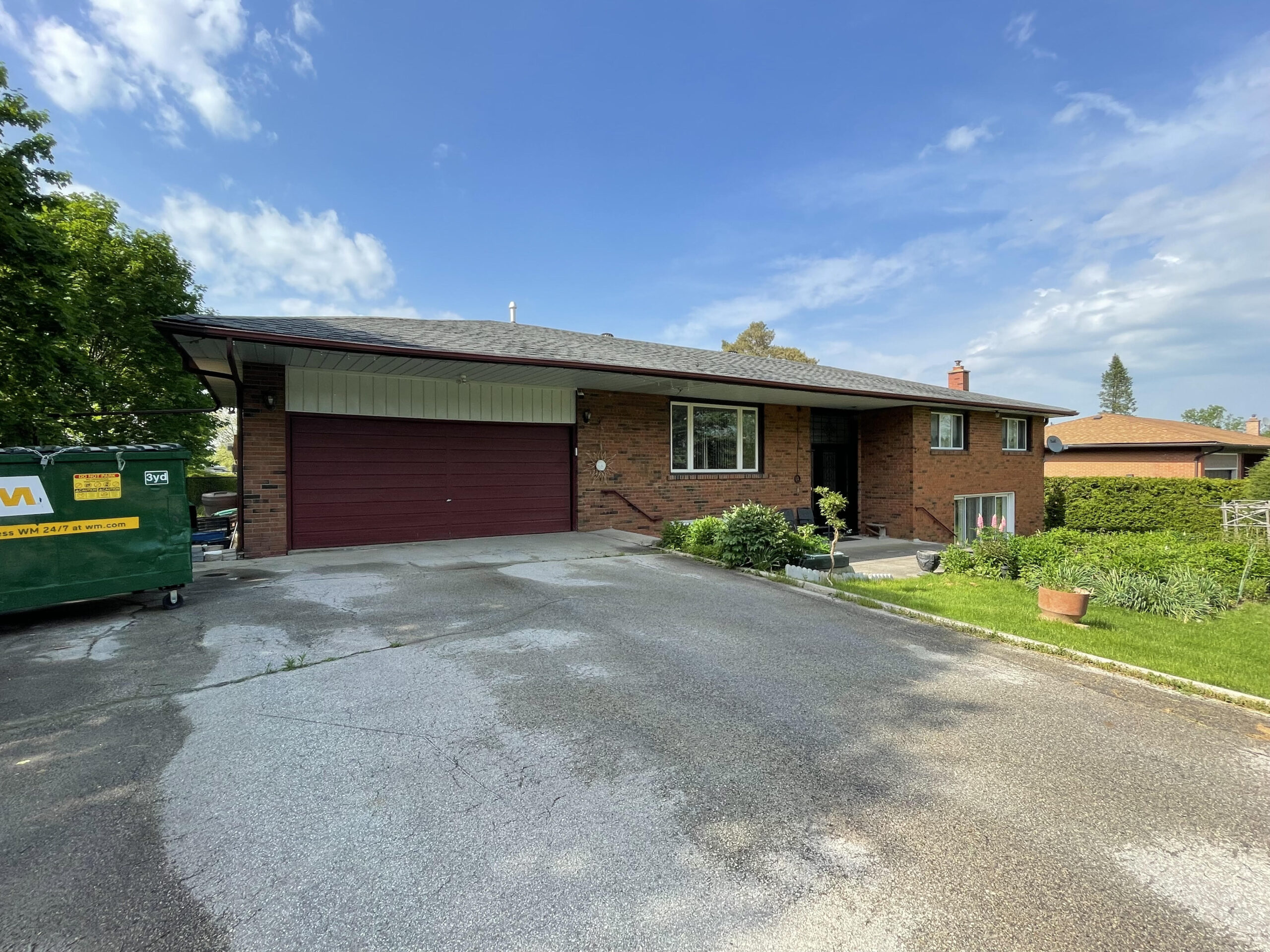 3966 19th Avenue – Upper Level