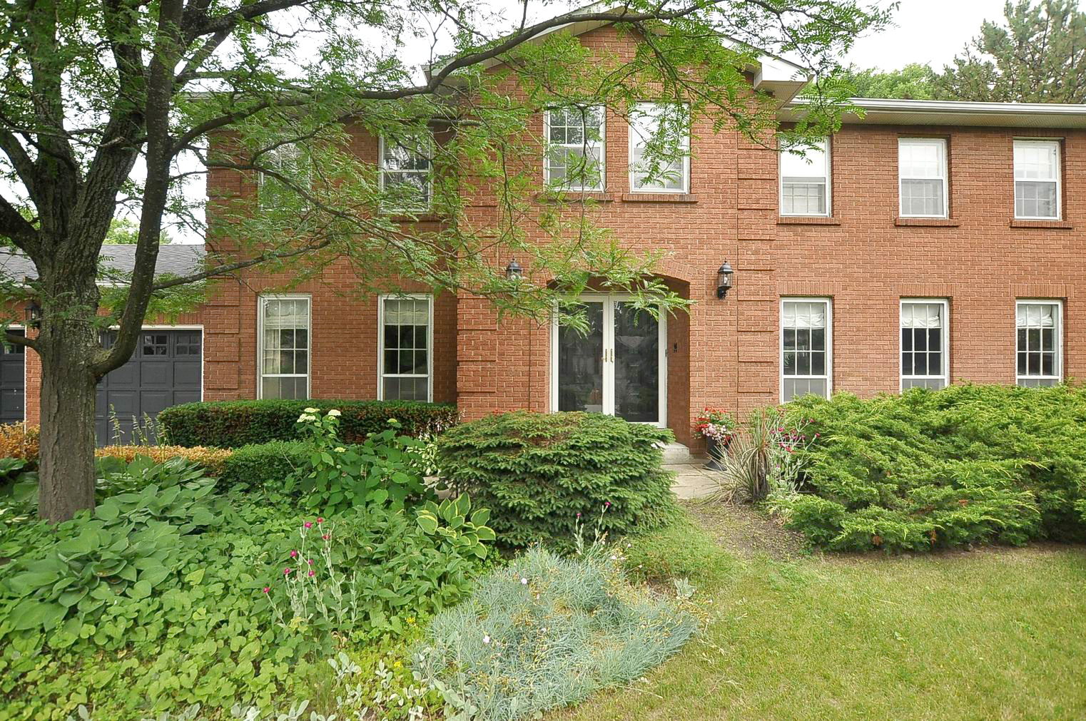 7 Elliot Street — photo 2