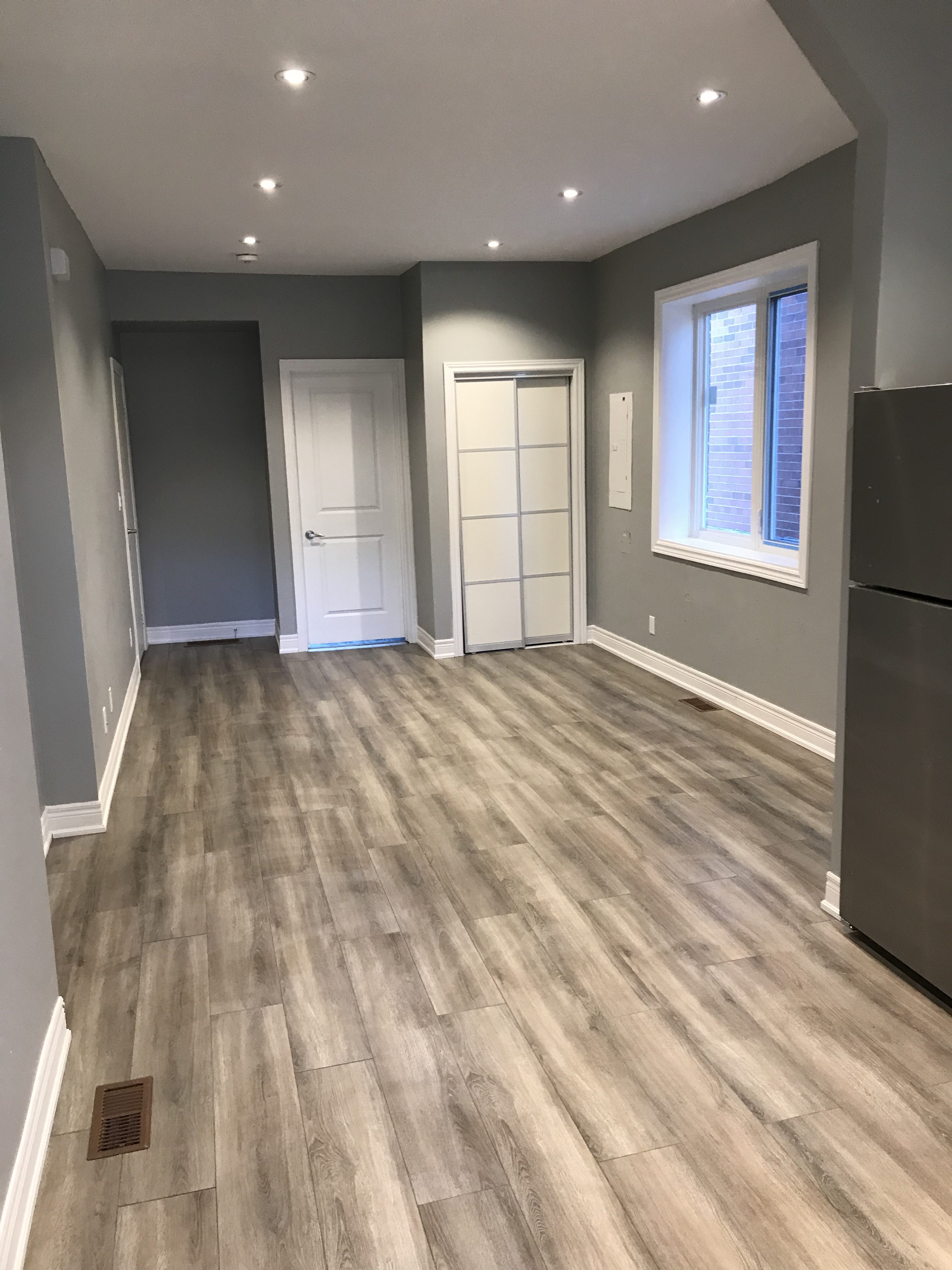 457 Jones Avenue – Main Floor