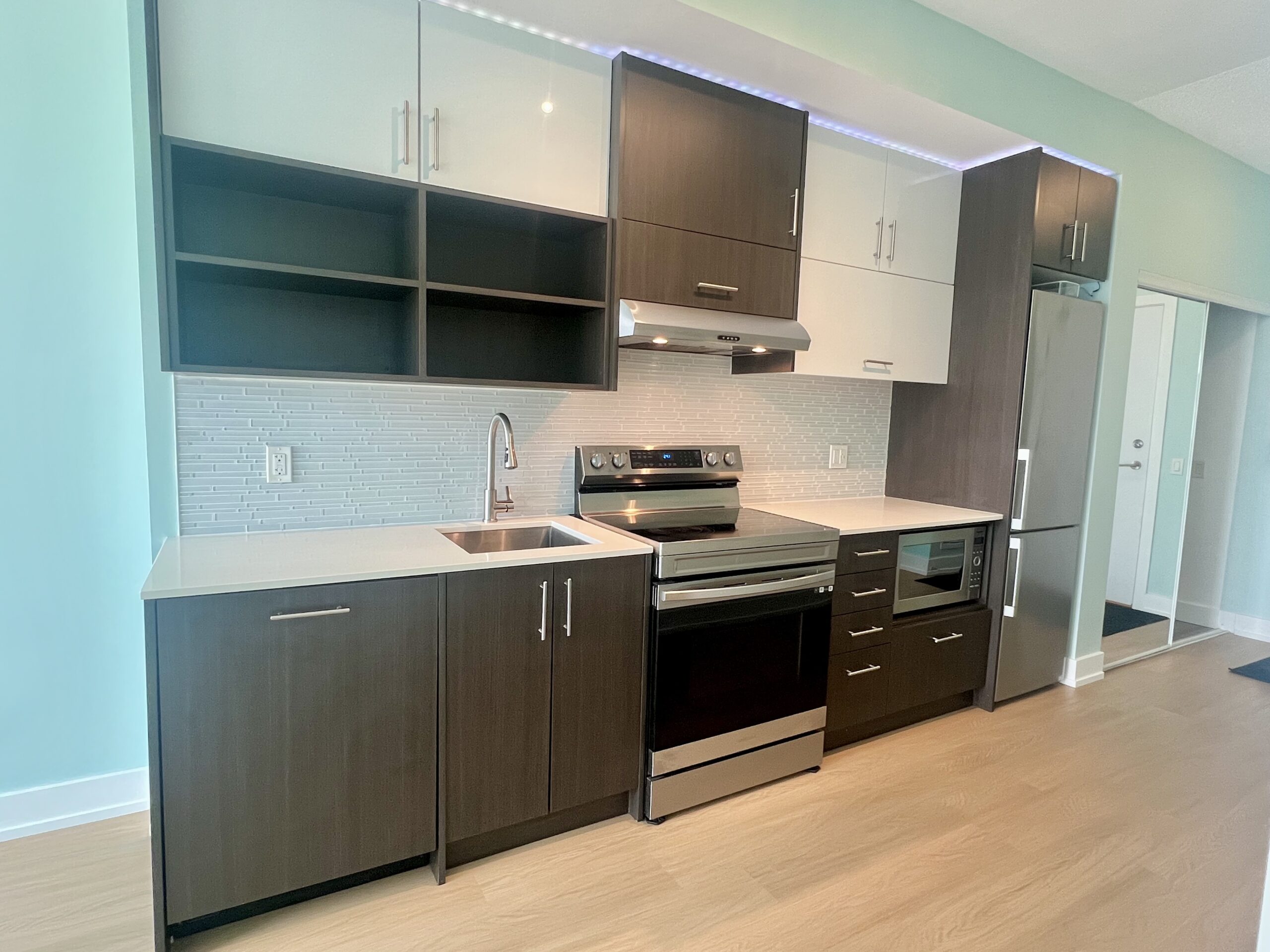 128 Fairview Mall Drive #504 — photo 3