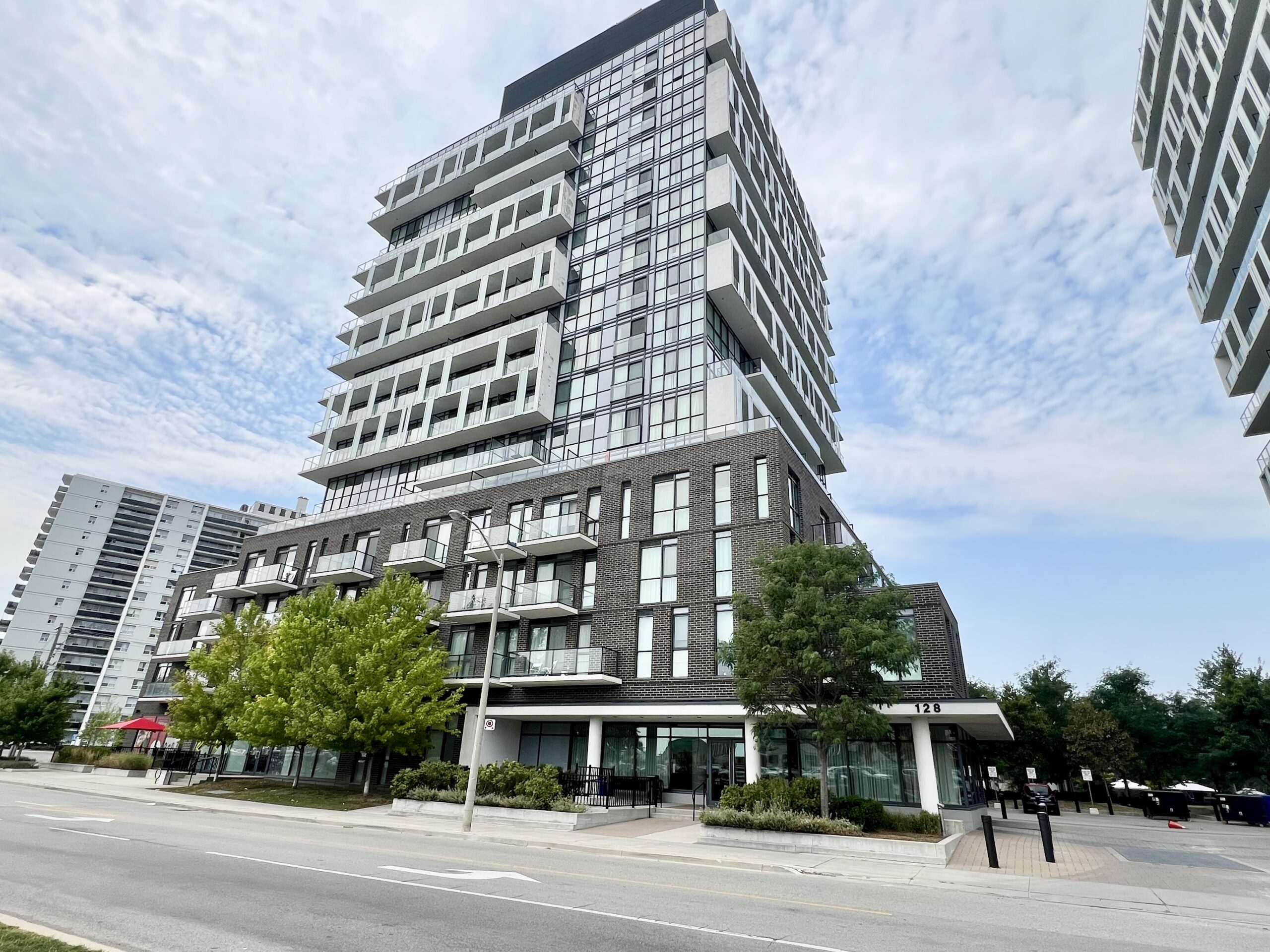 128 Fairview Mall Drive #504