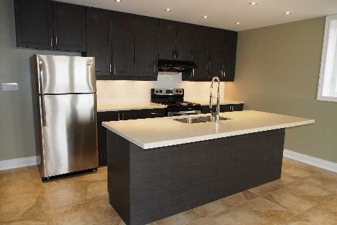 80 Glengordon Crescent, Lower — photo 2